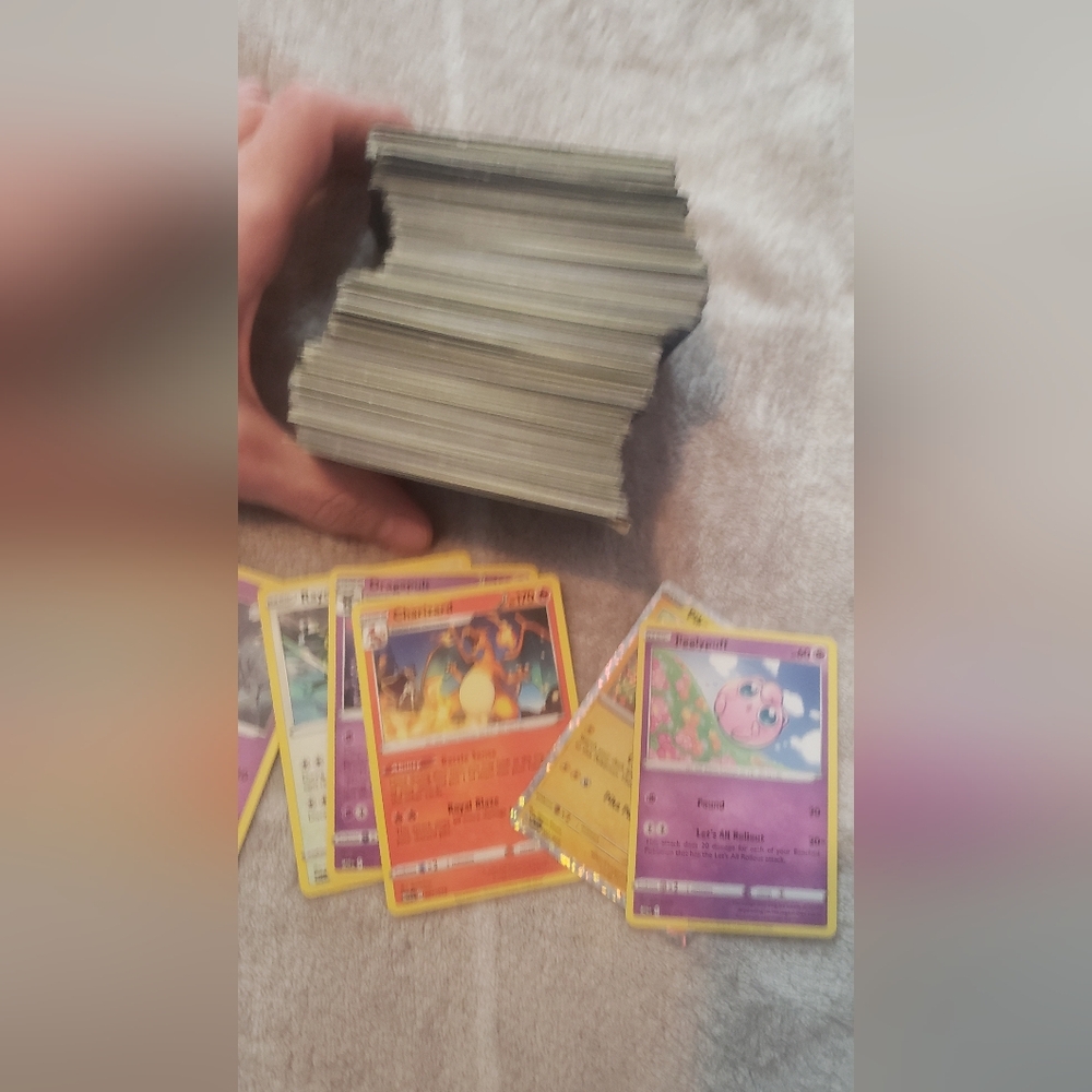 Random Pokemon Trading Card Collection - Picture 2 of 5